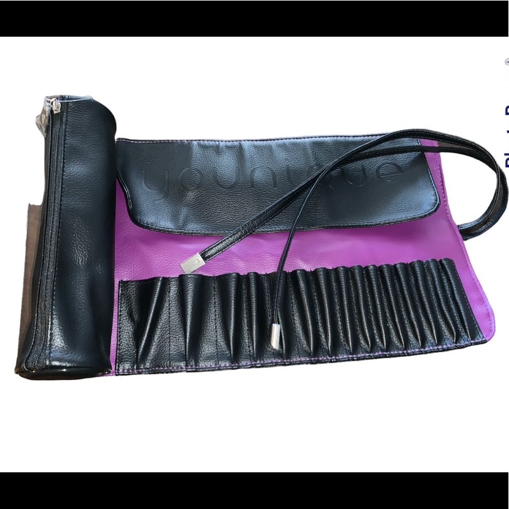 Brand new younique make up brush bag